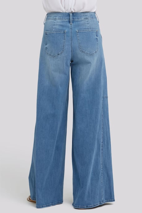 Nova Super Weite Jeans in Cool Embrace® Denim - Image 2
