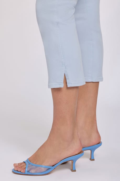 Chloe Capri-Jeans aus Cool Embrace® Denim - Image 5