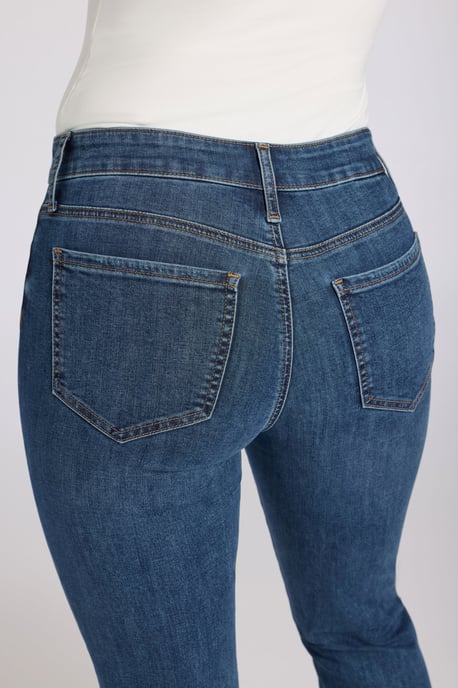 Marilyn Straight Crop Jeans aus Cool Embrace® Denim - Image 5