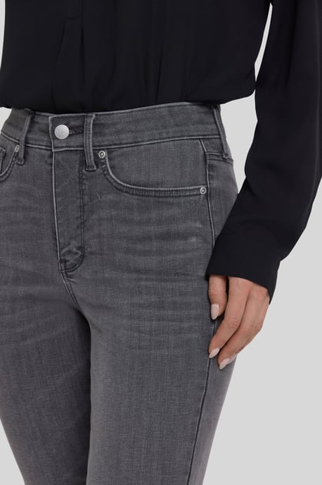 Marilyn Gerade Ankle Jeans - Image 5