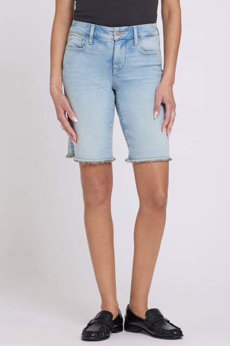 Boyfriend-Jeansshorts aus Re-New Denim - Image 4