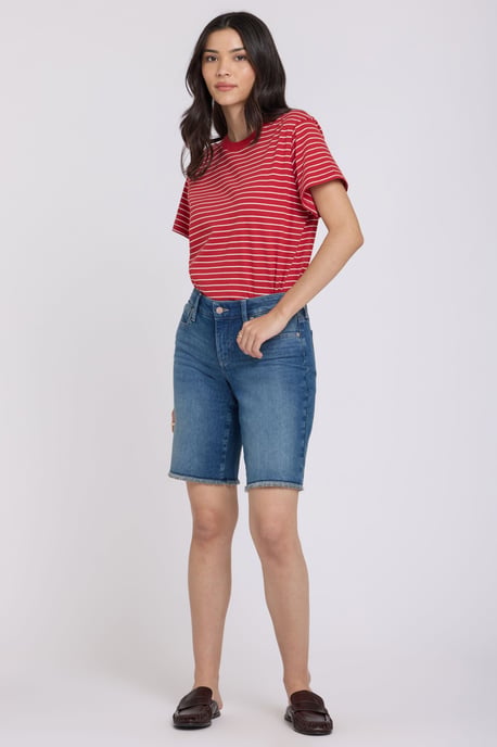 Boyfriend-Jeanskurze in Re-New Denim - Image 1