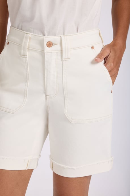 Diana Bequeme Denim-Shorts - Image 5