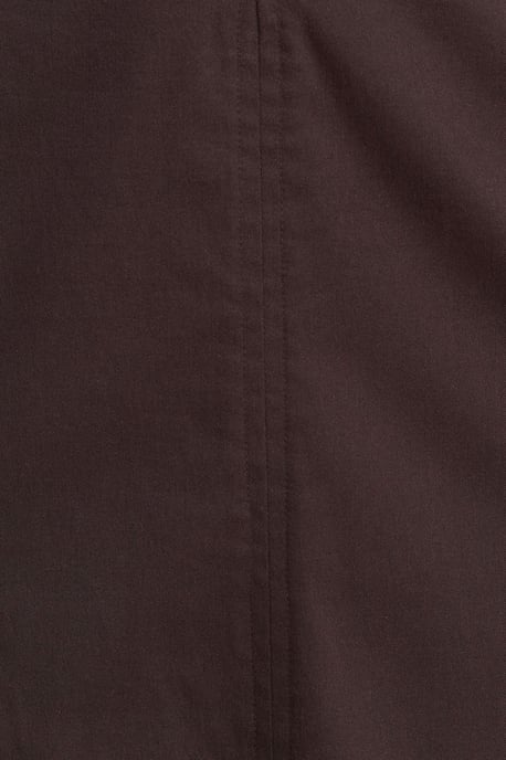 Trägerloses, tailliertes Midikleid mit Schlitz - Image 4