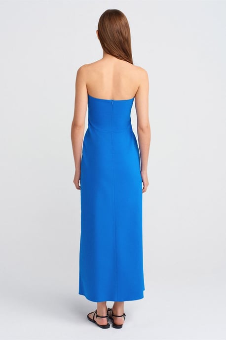 Trägerloses, tailliertes Midikleid mit Schlitz - Image 2