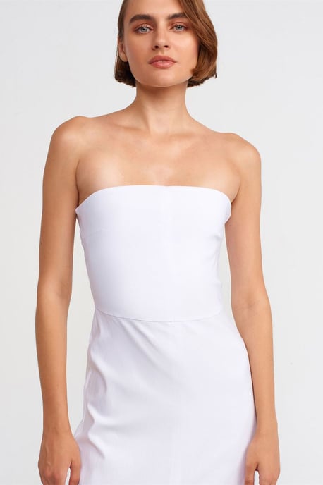 Trägerloses, tailliertes Midikleid mit Schlitz - Image 4