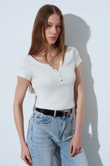 Damen Slim Fit Baumwoll U-Ausschnitt T-Shirt - Image 4