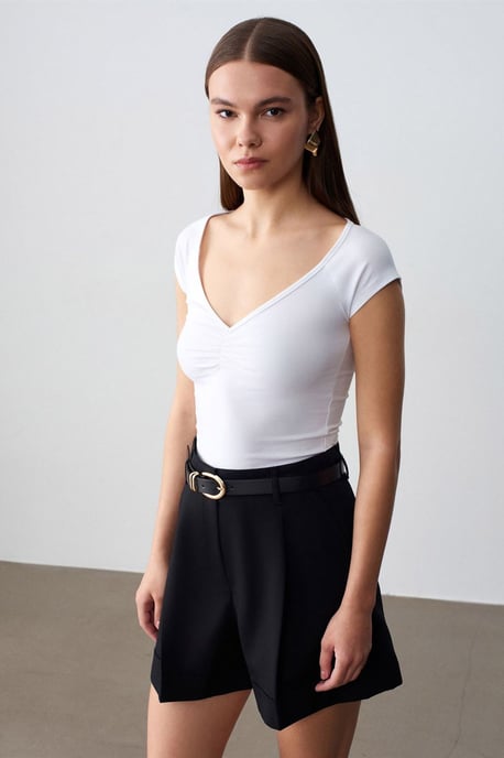 Damen Slim Fit V-Ausschnitt Baumwoll-T-Shirt - Image 3