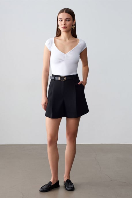 Damen Slim Fit V-Ausschnitt Baumwoll-T-Shirt - Image 4