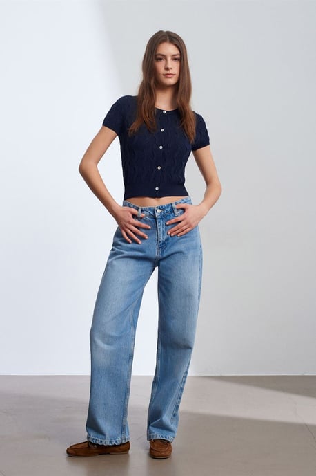 Damen Kurzjäckchen mit Jacquard-Muster und Knöpfen - Image 4