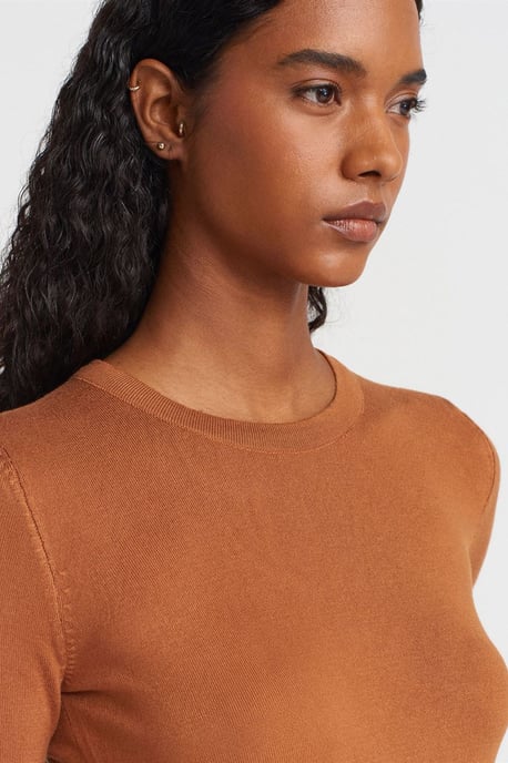 Rippstrick Rundhals Slim Fit Pullover - Image 3