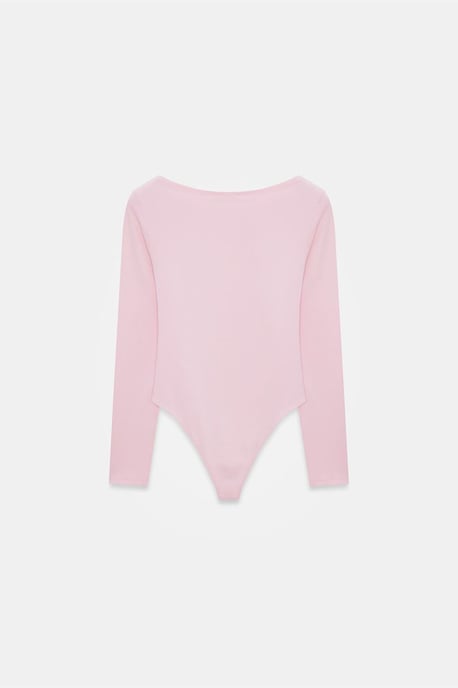 Schmal geschnittenes Bodysuit mit Bootsausschnitt - Image 6