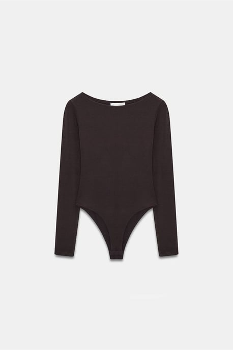 Schmal geschnittenes Bodysuit mit Bootsausschnitt - Image 5