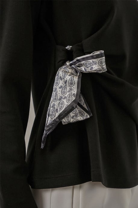 Damen Langarmshirt mit Rundhalsausschnitt und Bindedetail - Image 4