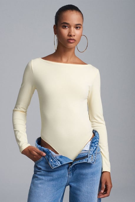Schmal geschnittenes Bodysuit mit Bootsausschnitt - Image 3