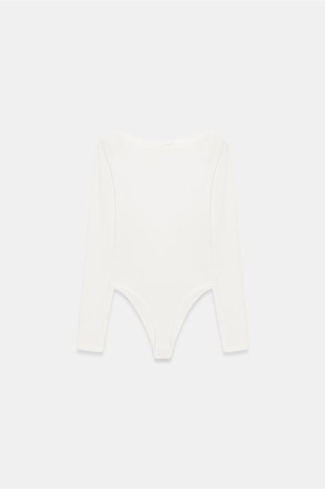Schmal geschnittenes Bodysuit mit Bootsausschnitt - Image 4