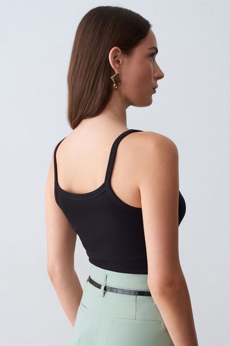 Gerippte Halsbandfreie ärmellose Bluse - Image 2