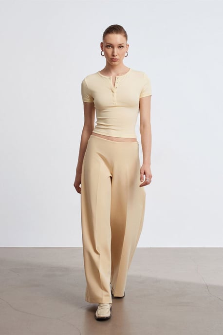 Slim Fit Crop-Jersey-Bluse - Image 4