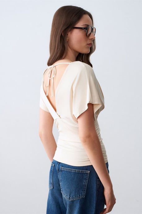 Schlanke Passform V-Ausschnitt Bluse mit Krawatten Detail - Image 2