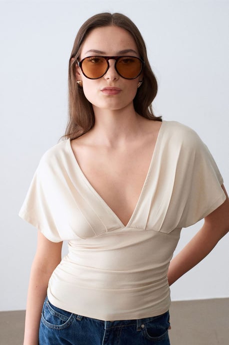 Schlanke Passform V-Ausschnitt Bluse mit Krawatten Detail - Image 3