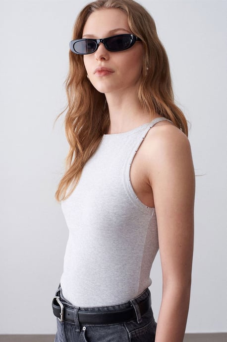 Rippene Baumwoll-Halterbluse - Image 3