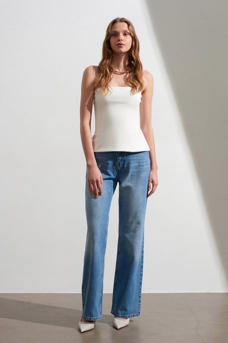 Trägerlose Slim-Fit Bandeau-Bluse - Image 4
