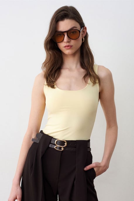 Ärmellose Slim-Fit Jersey-Bluse mit Quadrat-Ausschnitt - Image 1