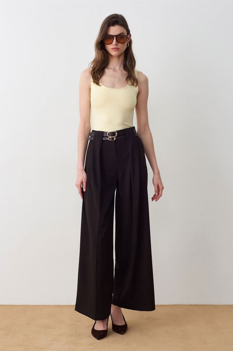 Ärmellose Slim-Fit Jersey-Bluse mit Quadrat-Ausschnitt - Image 3