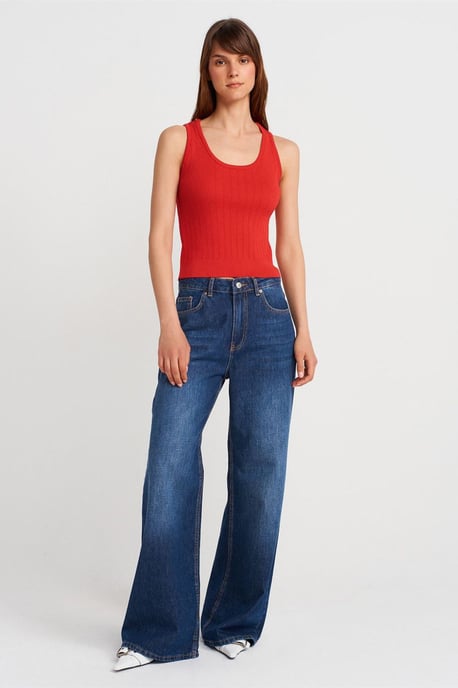 Rippenslenenloser Slim-Fit-Bluse - Image 3