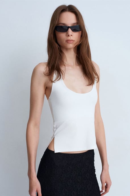 Halter-Cut-Out Slim Fit Bluse - Image 1