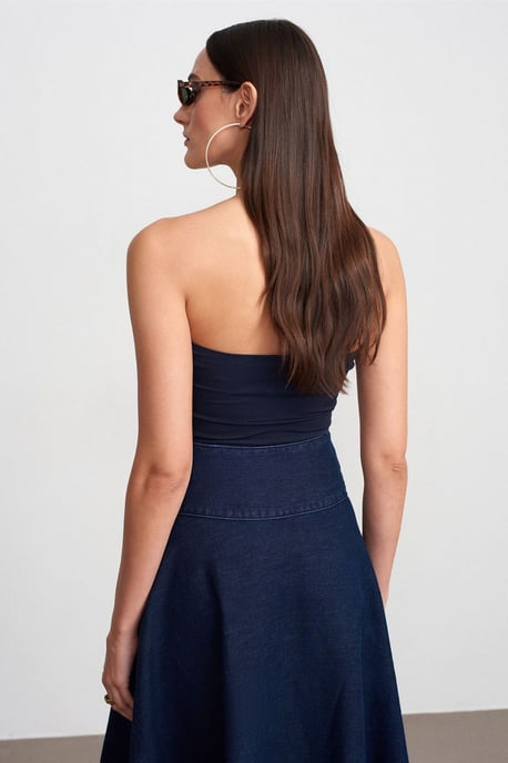 Trägerlose Slim-Fit-Jersey-Bluse - Image 2