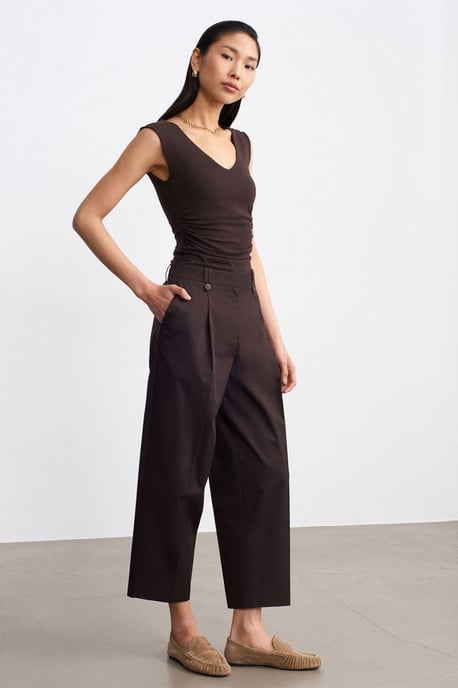 Ärmellose V-Ausschnitt Slim-Fit-Bluse - Image 4