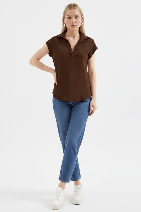 Strukturierte ärmellose Polo-Bluse - Image 2