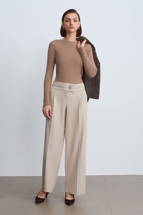 Hoch taillierte weite Crepe-Hosen - Image 4