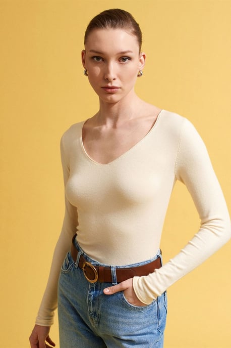 Schmal geschnittenes V-Ausschnitt Rippstrick-Pullover - Image 2