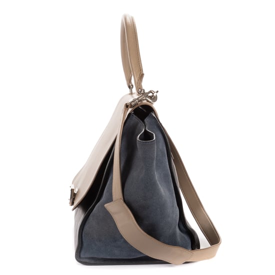 Tricolor Trapeze Medium  Schultertasche - Image 3