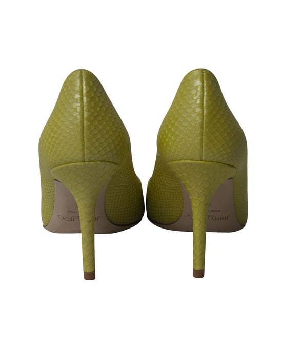 Jimmy Choo Agnes Perlenverzierte Schlangenleder-Pumps aus gelbem Leder - Image 4