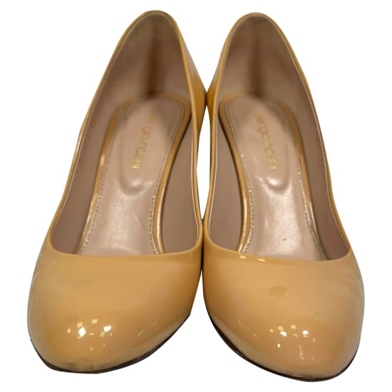 Sergio Rossi Pumps aus beigem Lackleder - Image 2