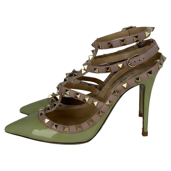Valentino Rockstud Riemchen-Sandalen aus grünem Lackleder - Image 3