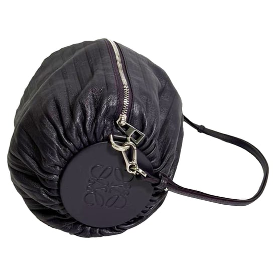 Loewe Faltbare Armbandtasche aus lila Leder - Image 2