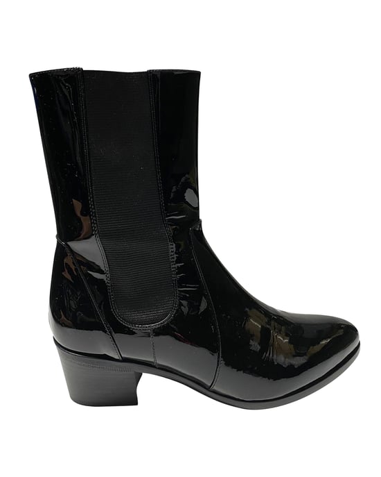 Chanel Stiefel in schwarzem Lack - Image 1