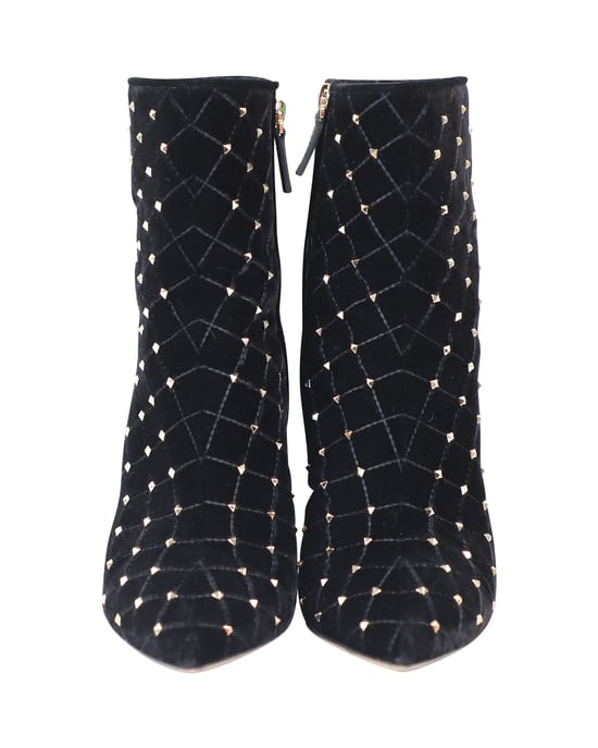 Valentino Pre-owned Rockstud gesteppte Stiefeletten aus Samt - Schwarz - Image 2