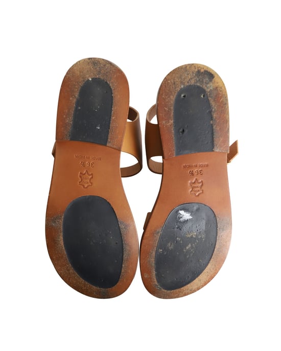 Marni mit Juwelen verzierte flache Sandale aus brownem Leder - Image 5