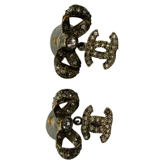 Chanel Kristall CC Schleife Anhängerohrringe aus goldfarbenem Metall - Image 2