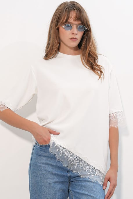 Oversized Spitzenstrickbluse - Image 4