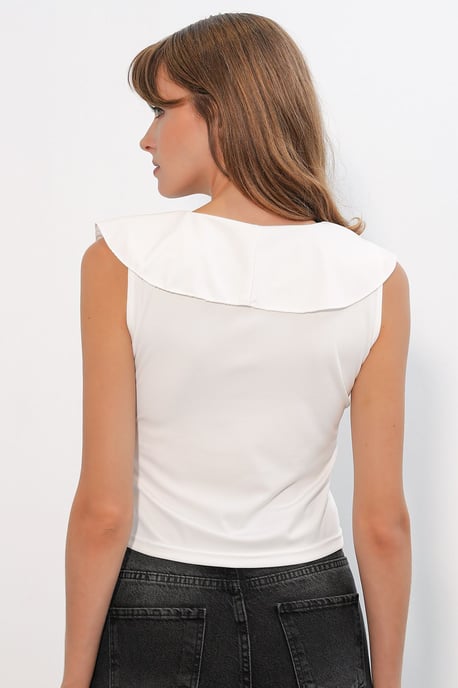 Damen Strukturierte Strick-Crop-Bluse mit Bindeband vorne - Image 5