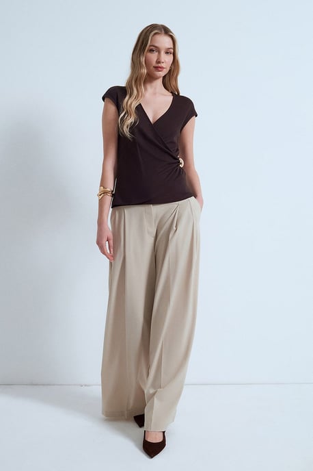 Damen Slim Fit Wickelbluse - Image 4