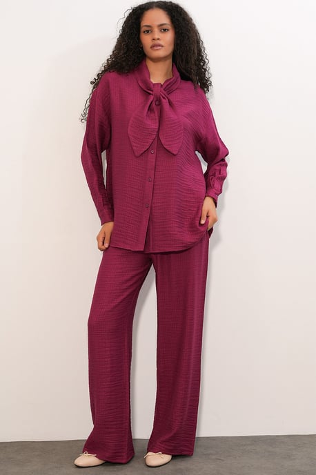 Strukturiertes Hemd und weit geschnittene Hose Set - Image 3
