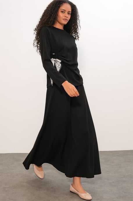 Langärmlige Bluse und weite Hose Koordinatensatz - Image 3