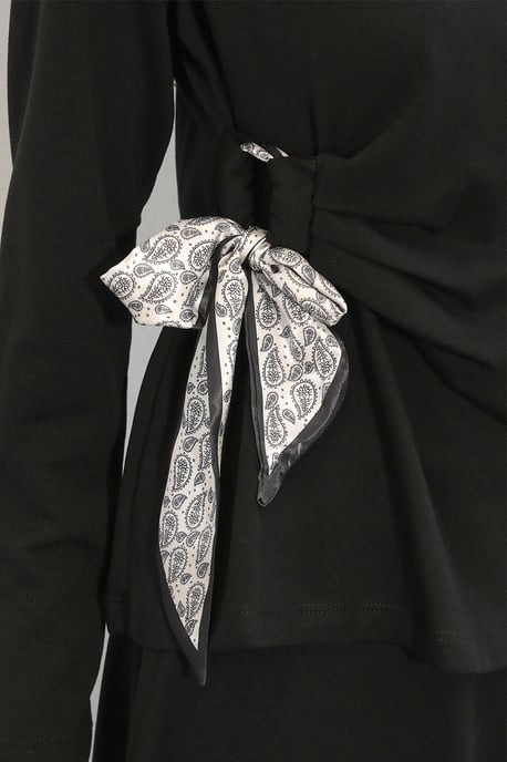 Langärmlige Bluse und weite Hose Koordinatensatz - Image 5
